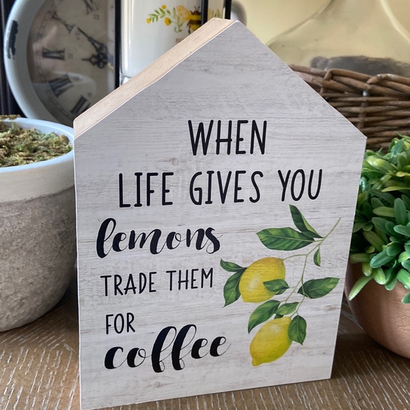 Other - 🆕 Modern Farmhouse When Life Gives You Lemons Trade For Coffee Rustic Wood Sign
